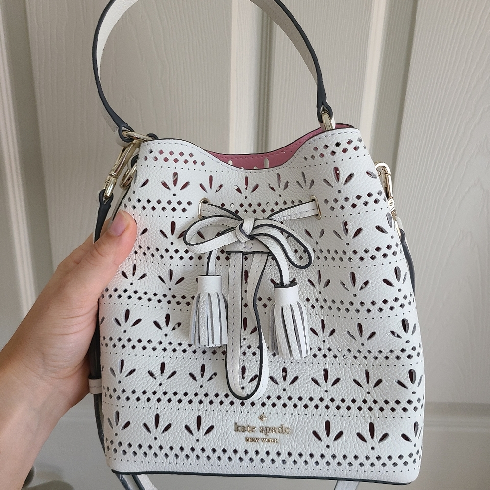 Kate spade hayes bucket drawstring bag
